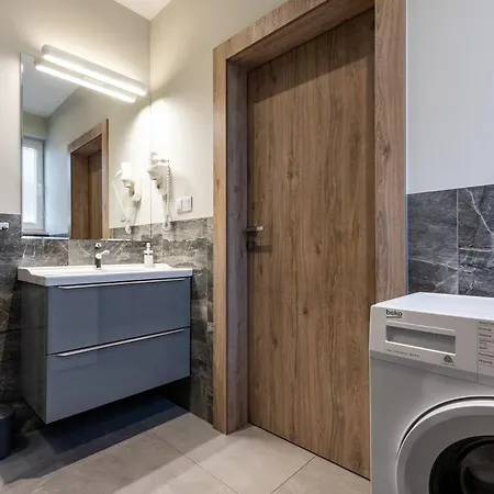 Apartmán Unique With 2 Balconies With Wawel Castle And Views *